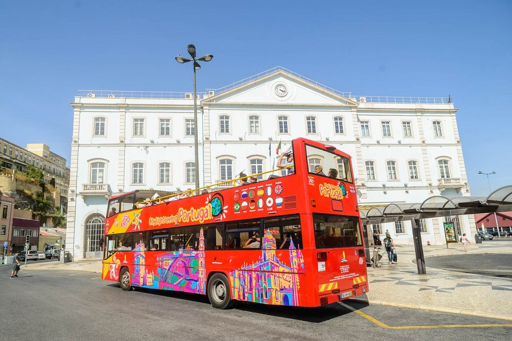 Compre ingressos para Hop On Hop Off em Lisboa 24 Horas - Onibus