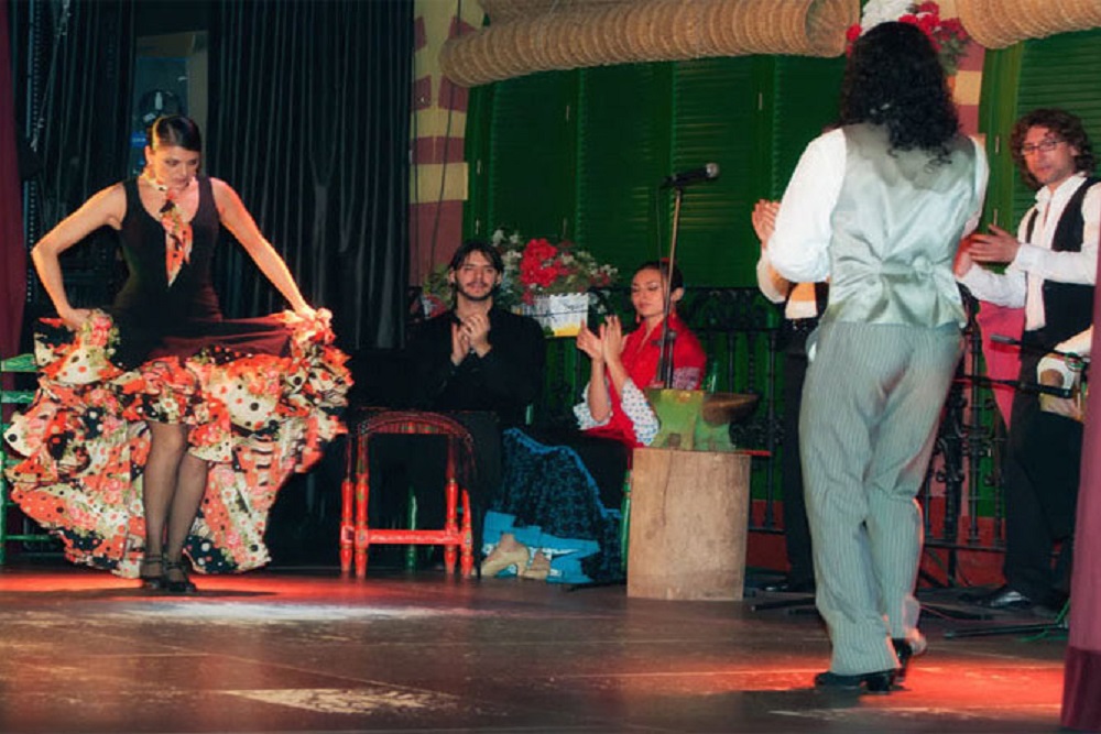 Show de Flamenco no Palácio Andaluz III – Ingresso + Menu degustação Show de Flamenco no Palácio Andaluz III – Ingresso + Menu degustação